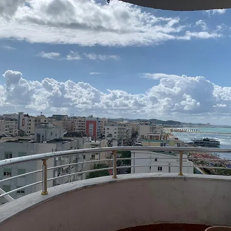 2 Sea View *